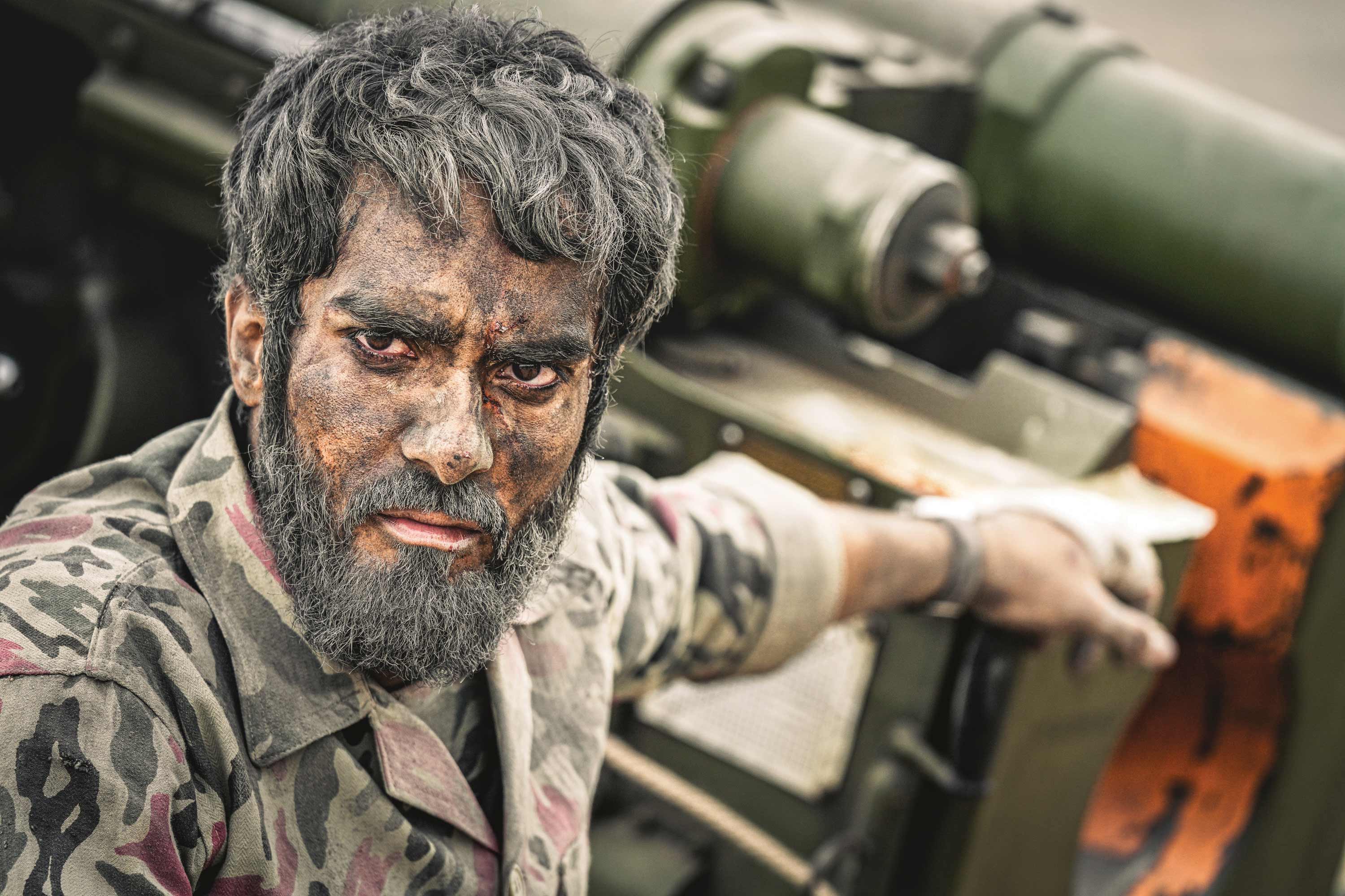 «خدای جنگ»؛ روایتی از جهاد علمی در دل آتش جنگ